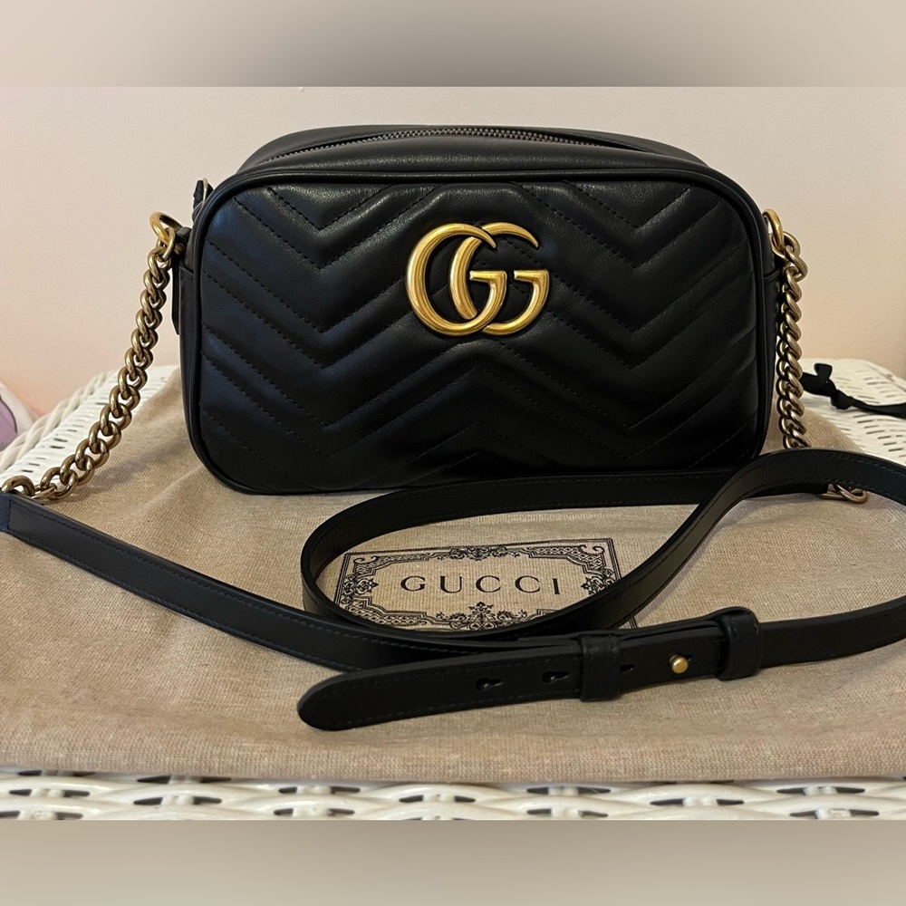 SOLD Authentic Gucci GG Small Marmont Shoulder Bag